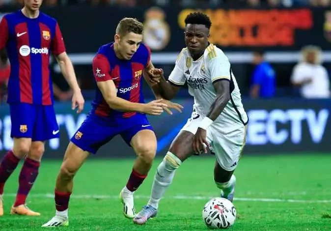 موعد مباراة برشلونة وريال مدريد في الدوري الإسباني