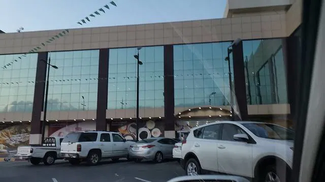 محلات ريحانة مول في أبها
