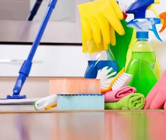 شركة تنظيف بالساعة في الامارات