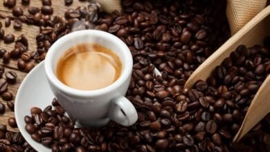 خطوات إعداد قهوة الإسبريسو في المنزل من البداية حتى الكوب المثالي