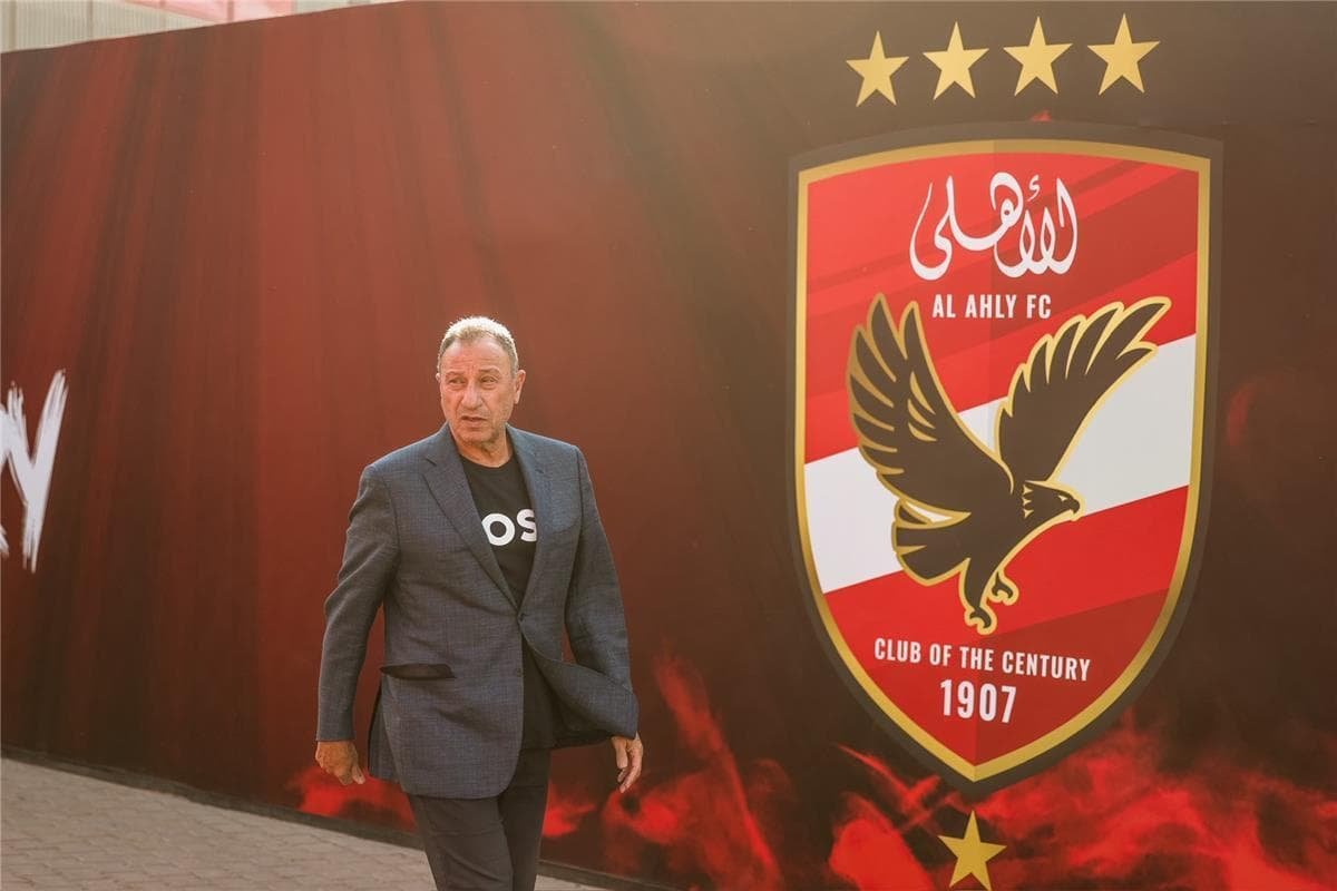 الأهلي يختار مدربه الجديد بأمر من الخطيب