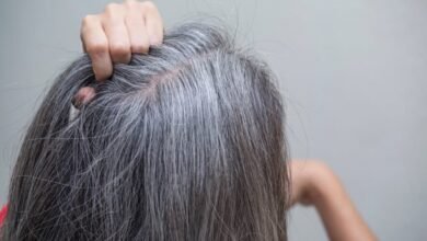 وداعًا للشيب! اكتشاف علاج ثوري يعيد الشعر لونه الطبيعي